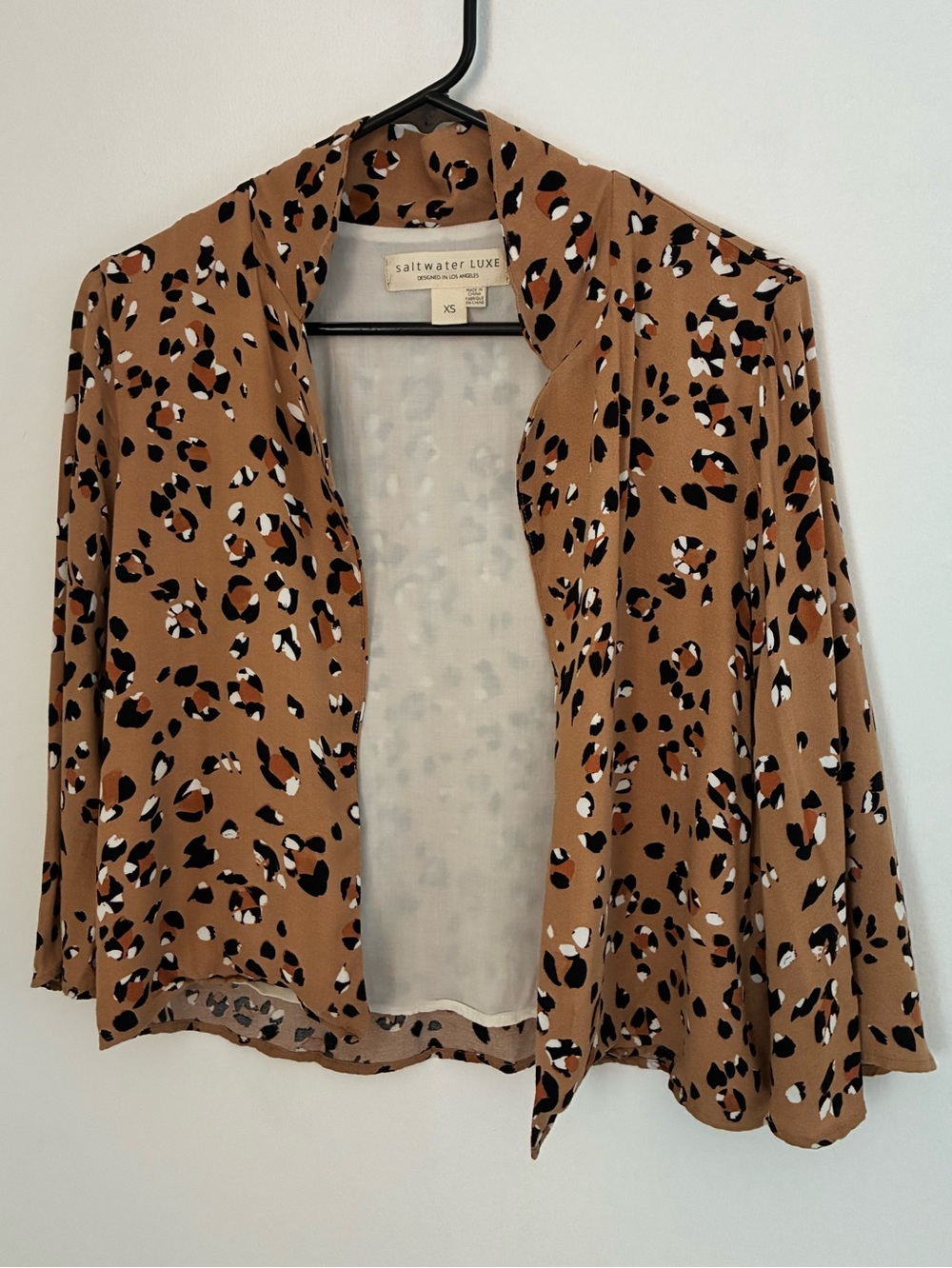 Saltwater Luxe Leopard Animal Print Notch Collar V-Neck Top - Women's Size XS